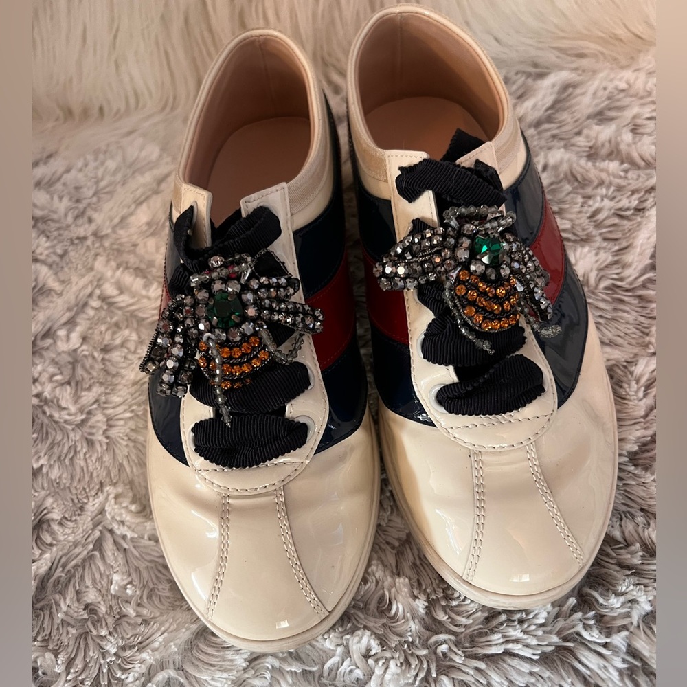 COPY - Authentic Gucci Shoes - Picture 2 of 6